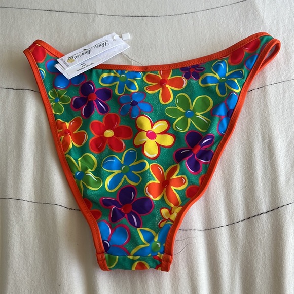 Heavy Manners Linus High Cut Full Bottoms size L - Picture 3 of 3